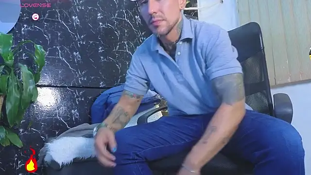 MR_EITHAN webcam