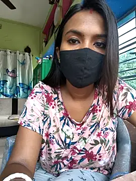 Mahira06
