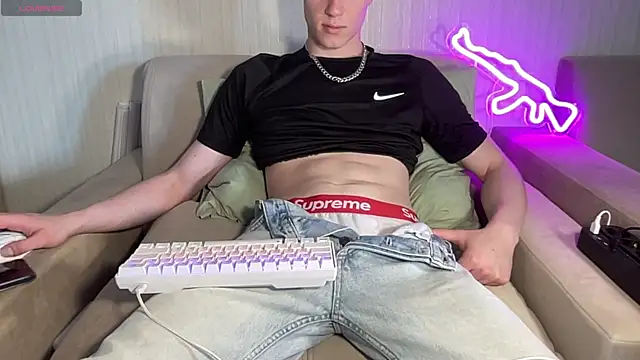 Travis_Gracile webcam