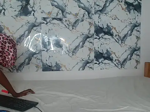ValvetSin69 webcam