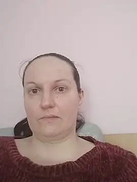 BustyLadyAlma webcam