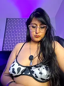 Amber_gold_ webcam