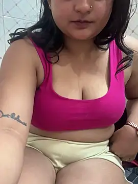 Curvy_Anaya live cam on StripChat