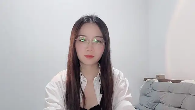 77-Vicky webcam
