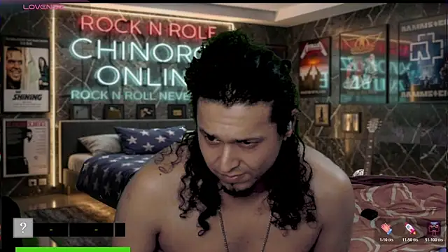 chino_roz live cam on StripChat