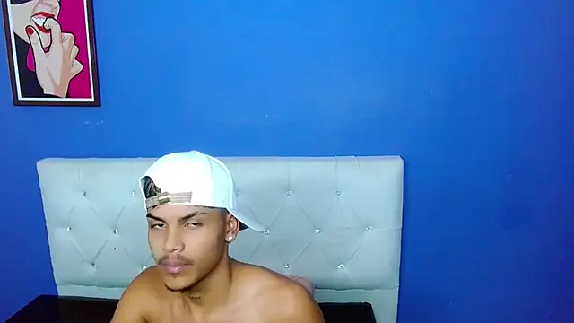 Angel_foxc13 webcam