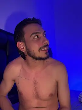MiaSkylar live cam