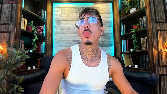 Donovan_Desmond webcam