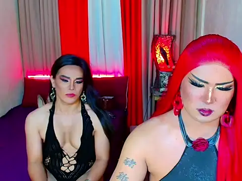 Wildest_Slave_Huntress webcam