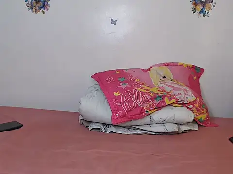 salliee_ live cam on StripChat