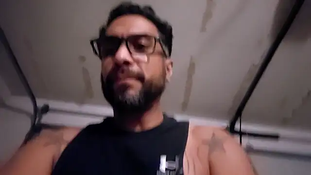 Forbidden_daddy live cam on StripChat