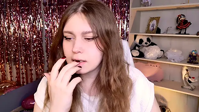 FioraMarmoris live cam on StripChat