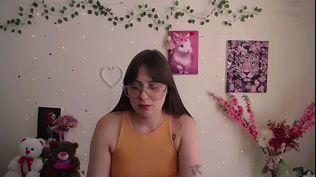 Amanda_Bright_ live cam on StripChat