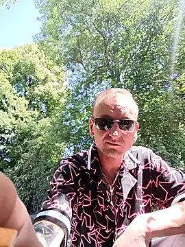 Chiefmarcin1234 live cam on StripChat