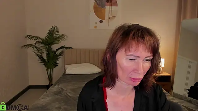 gracekellyyy live cam on StripChat