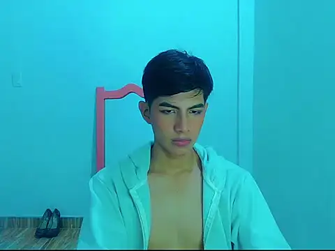 phuwin_bj live cam on StripChat