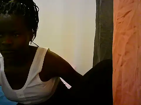 BerryJulie live cam on StripChat