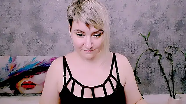 Djullia live cam on StripChat