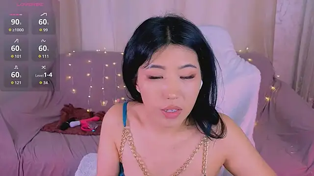 Wendy__Hills live cam on StripChat