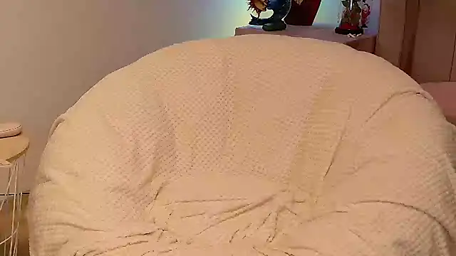 CrissySmile webcam