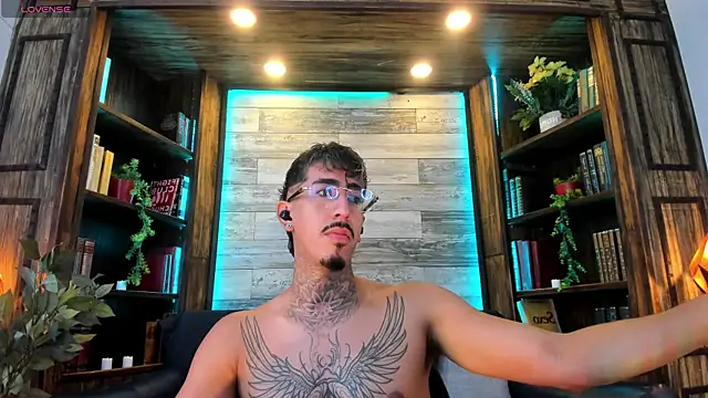 Donovan_Desmond webcam