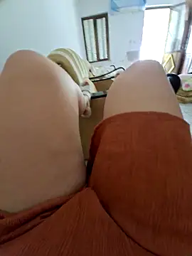 sow700sow live cam on StripChat