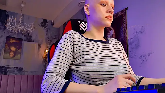 LidaDarknet live cam on StripChat