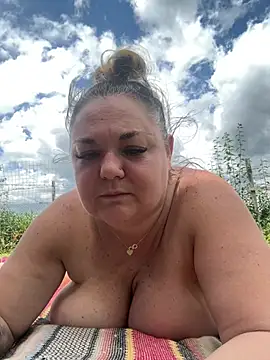 MikyVesela webcam