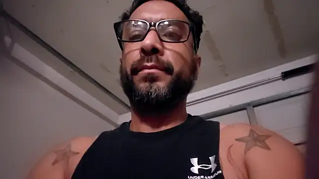 Forbidden_daddy live cam