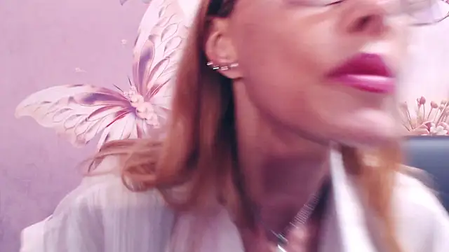 BlondPussy webcam