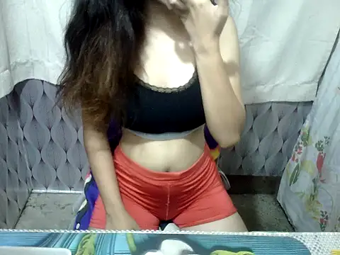 HornyWetPussy4u webcam