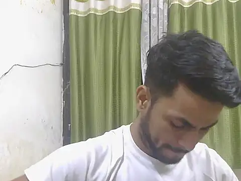 Stubborndesiboy webcam