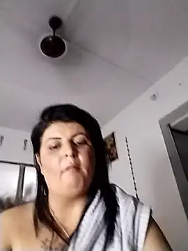 Jann_Riya333 webcam