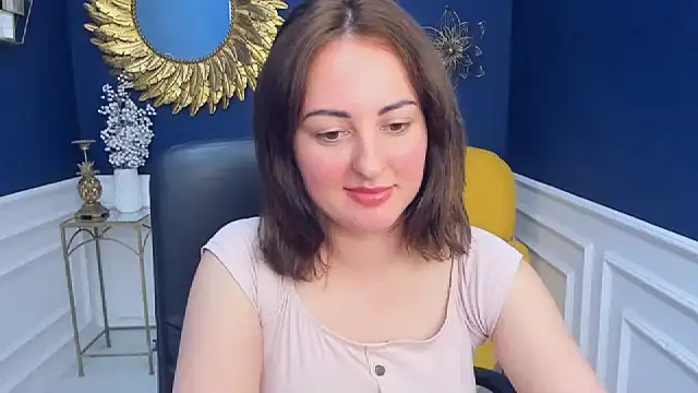 NoraSimons webcam