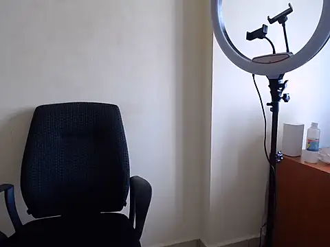 KittyKissess02 webcam