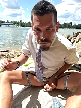 viraglaci18@xh webcam
