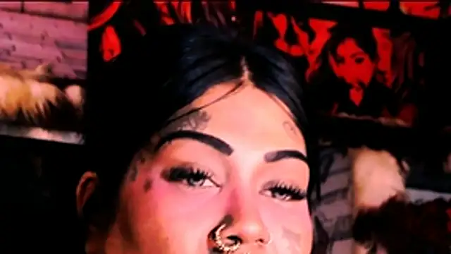 indian_dreamgirl webcam