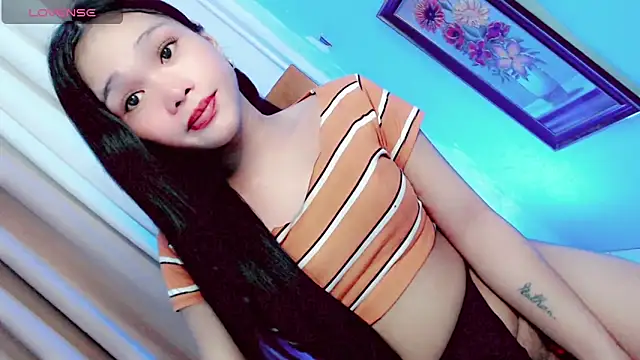 Littleslutty_baby webcam