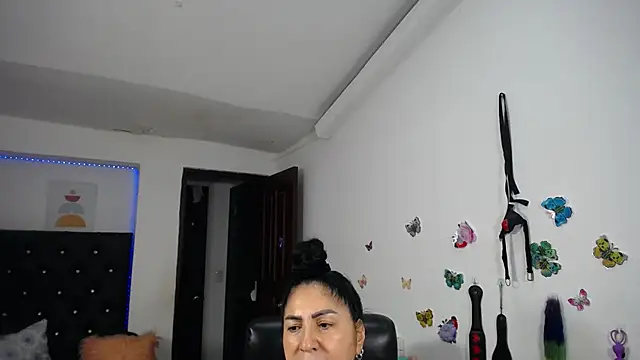 mature_bigboobs10 webcam