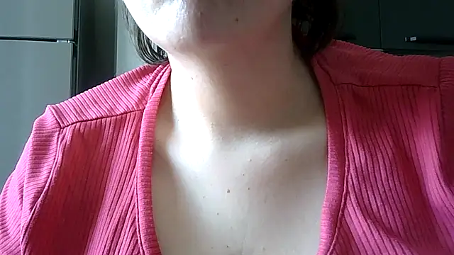MISTRESSSONIA webcam