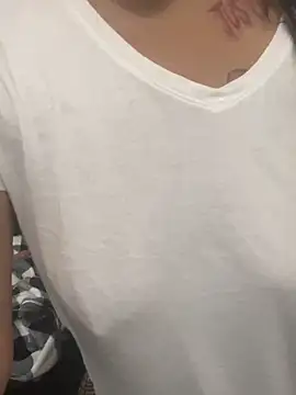 Desirae_Luciano webcam
