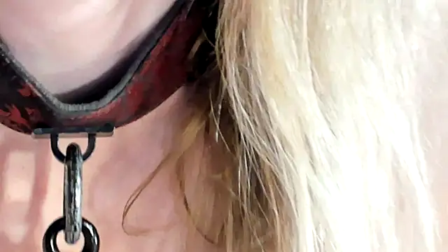 Naughty__Slave webcam