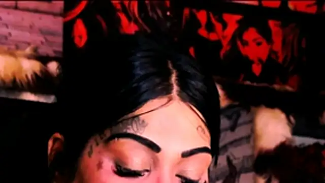 indian_dreamgirl webcam