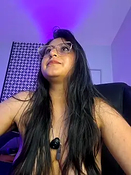 Amber_gold_ webcam