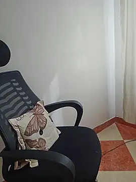 Nicoleefaith_ live cam on StripChat