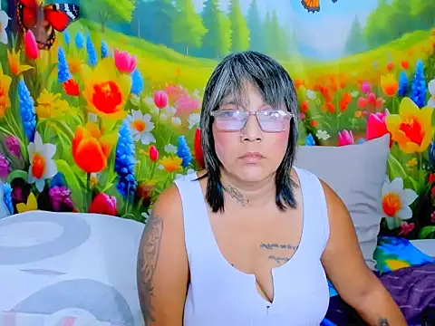 indianroxy live cam on StripChat