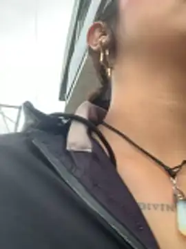 LilithMonette live sex cam