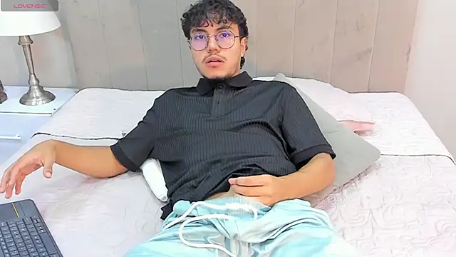 kai_storn webcam