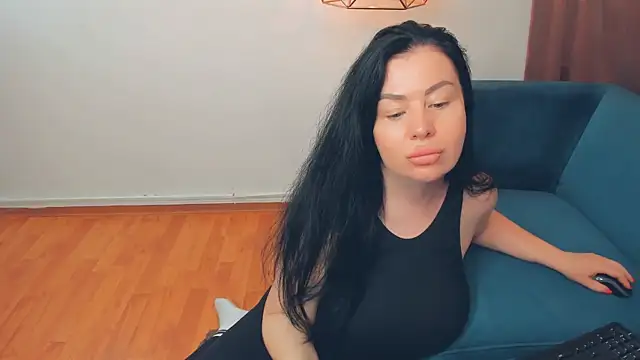 BrilliantGirll webcam