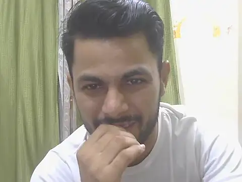 Stubborndesiboy webcam